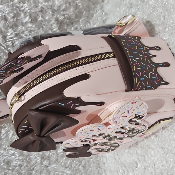 NWT Loungefly Minnie Mouse Chocolate Sprinkle Lolliipop Ears mini backpack - Picture 7 of 12